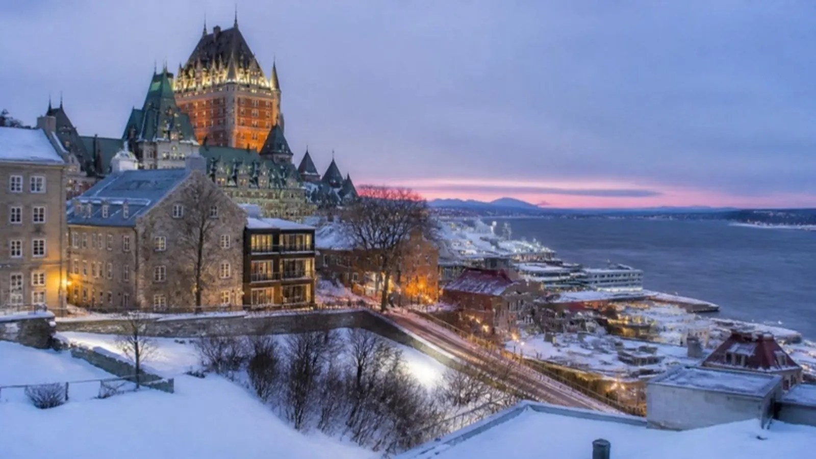 Illustrative image: Québec City, Québec